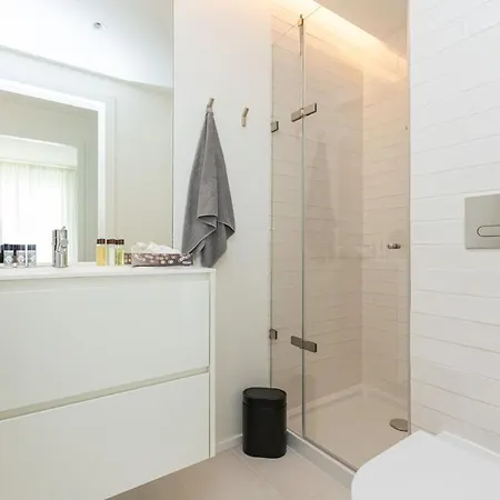 Apartment Mar-brand New! With Pool, 50m *