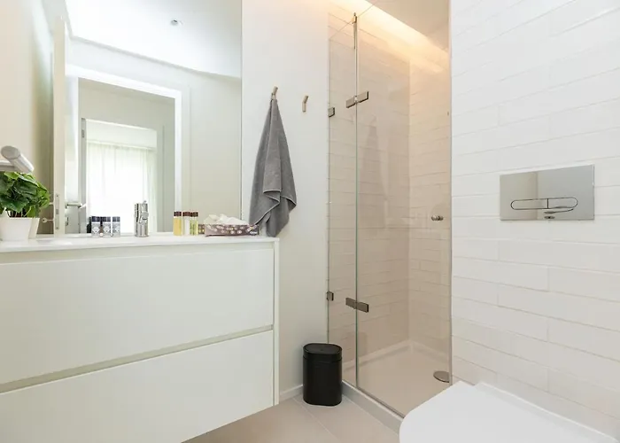 Daire Mar-brand New! With Pool, 50m *