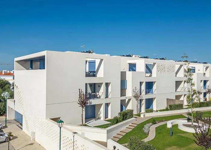 Daire Mar-brand New! With Pool, 50m