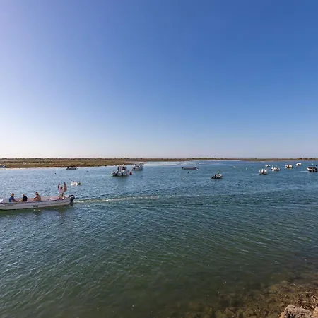 Mar-brand New! With Pool, 50m Lejlighed